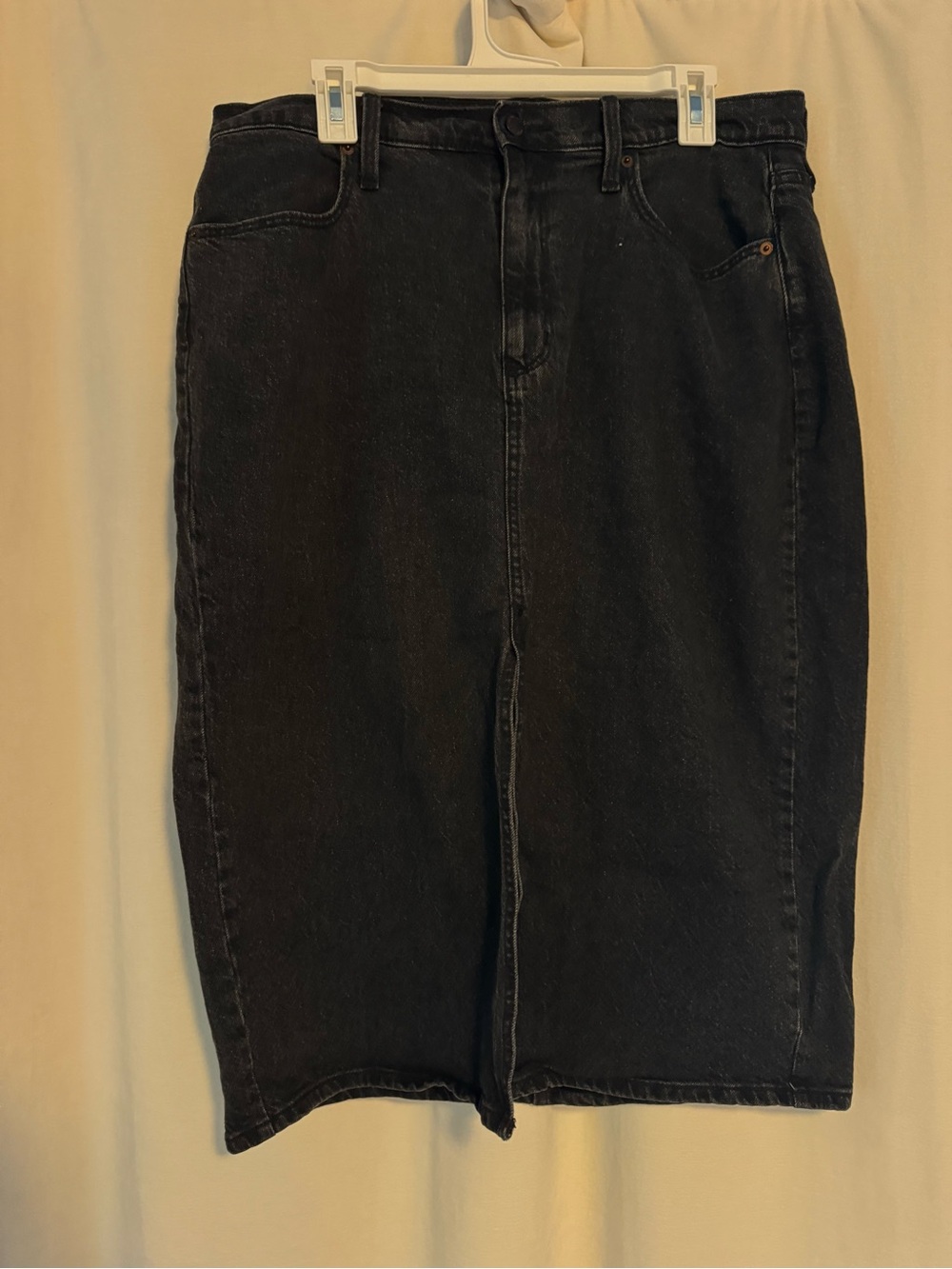 Universal Thread Black Denim Pencil Skirt